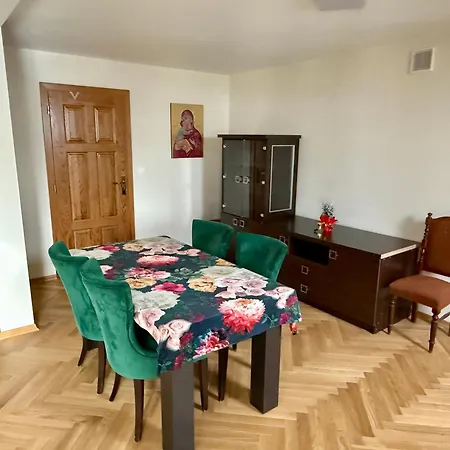 Peter House * Nowy Targ